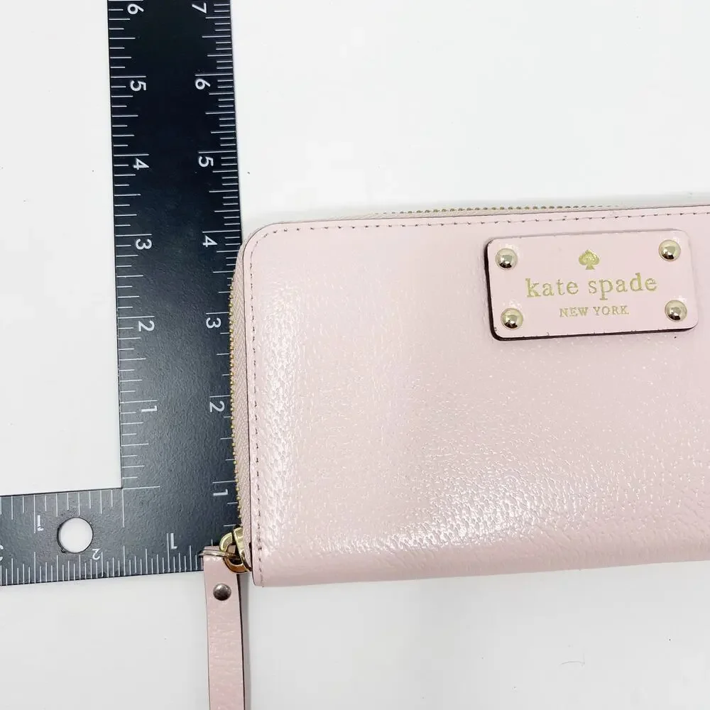 Kate Spade Light Pink Neda Wellesley Leather Wallet Zip Top Closure Zip Pockets